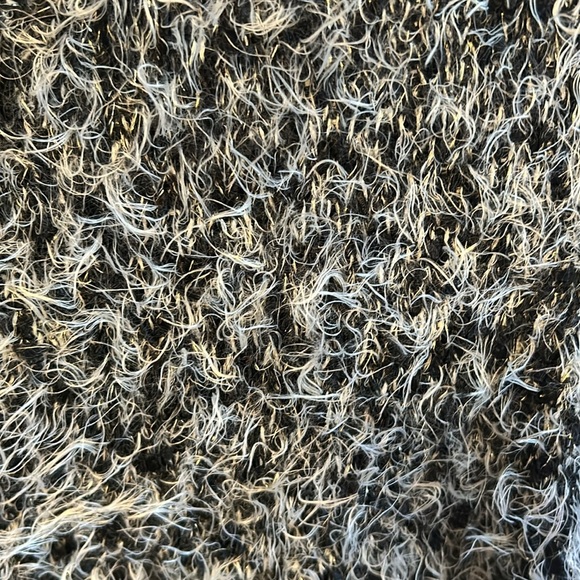 Cable & gauge knit sweater new without tags - Picture 2 of 3